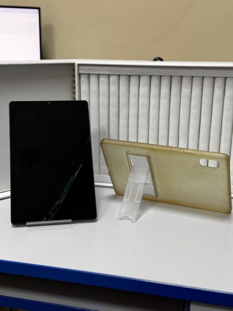 Купити Lenovo tab m9 4/64gb lte Б/У