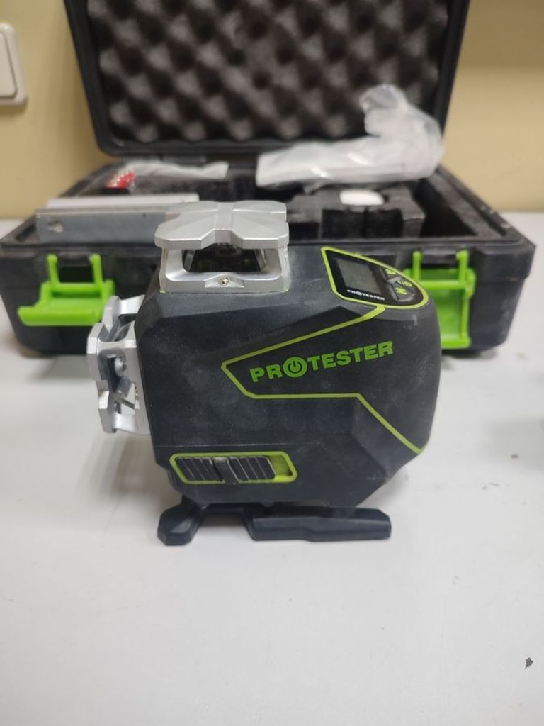 Купити Protester LL516G Б/У