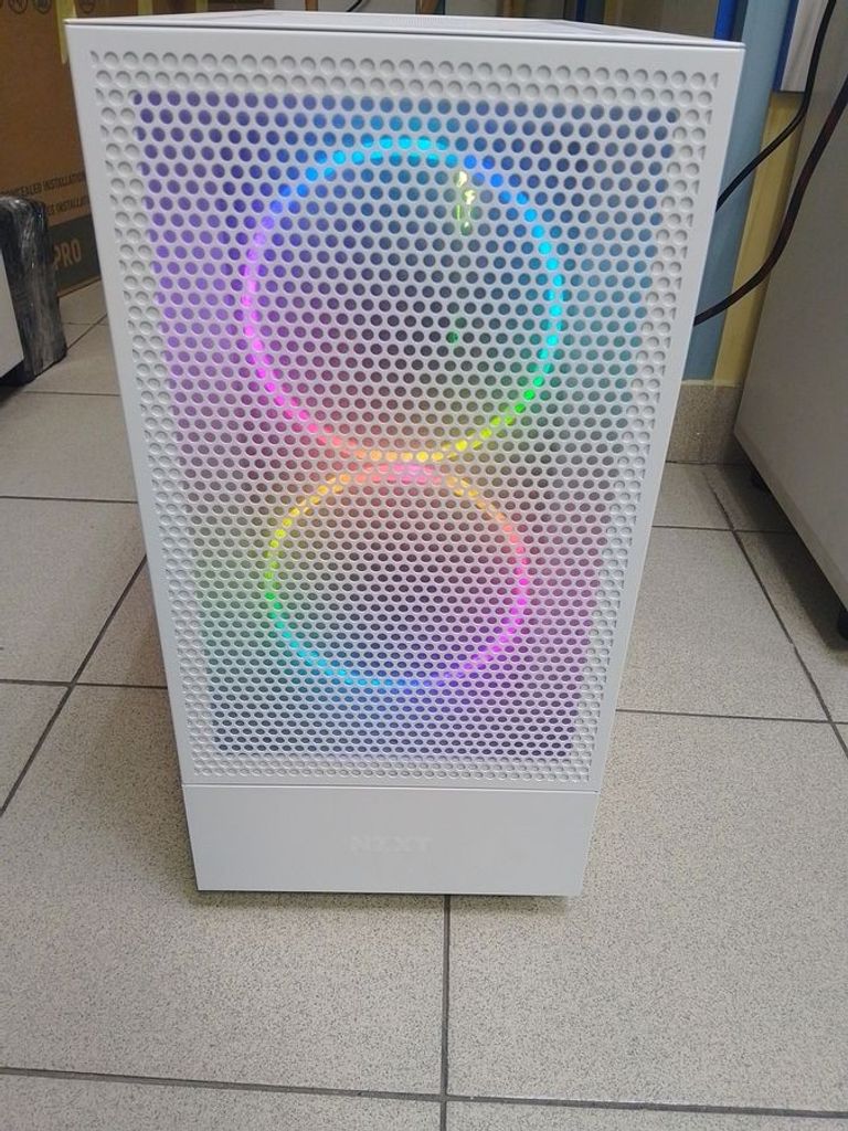 Оголошення Пк intel core i5-13600kf/ram 32 gb/hdd відсутній+відсутній/ssd 1000 gb+відсутній/nvidia rtx 4070ti (ge Б/У