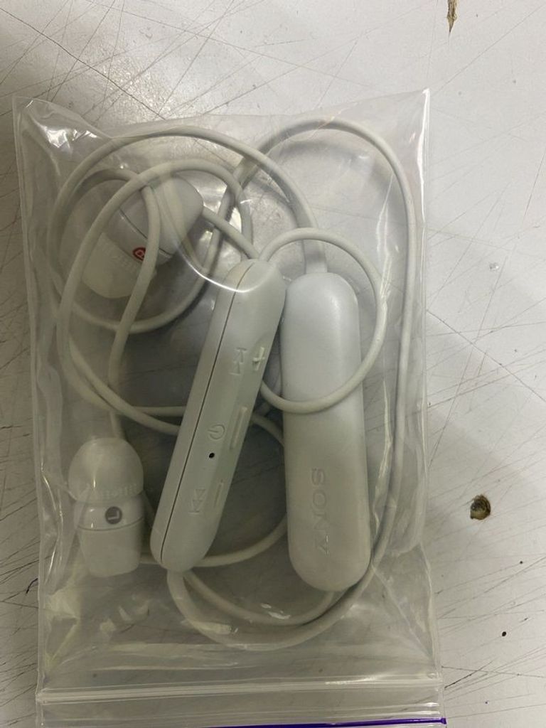 Дешиво Sony wi-c200 с ломбарда