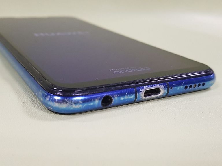 Дешиво Huawei p smart plus ine-lx1 4/64gb с ломбарда