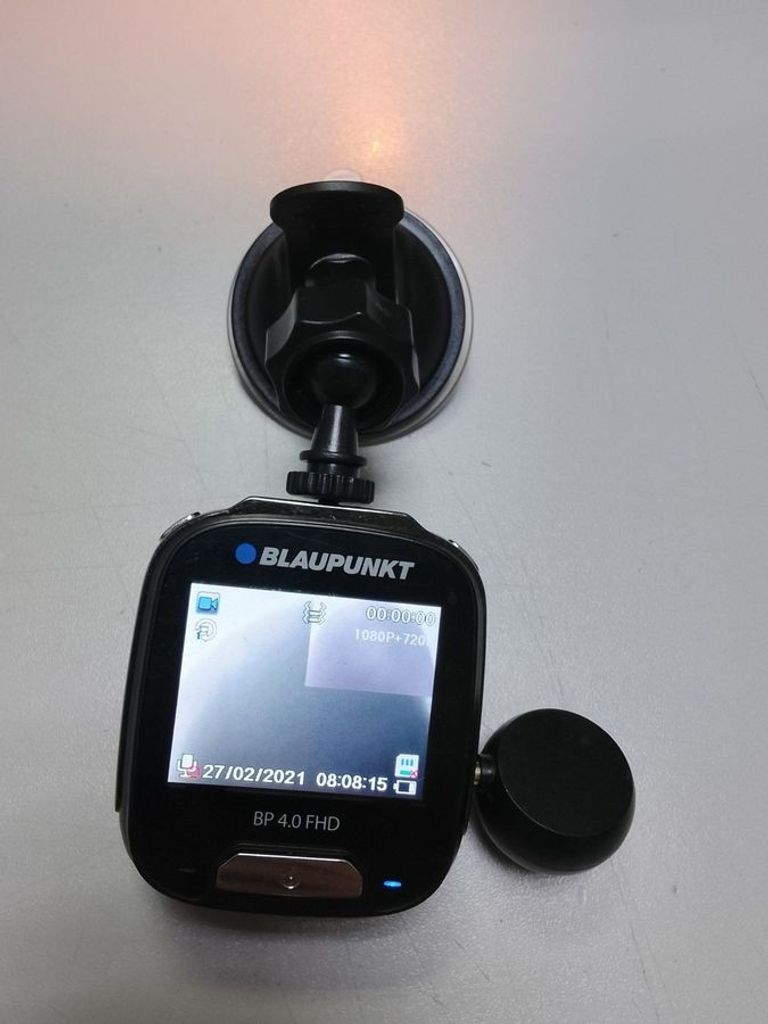 Дешиво Blaupunkt BP 4.0 FHD с ломбарда