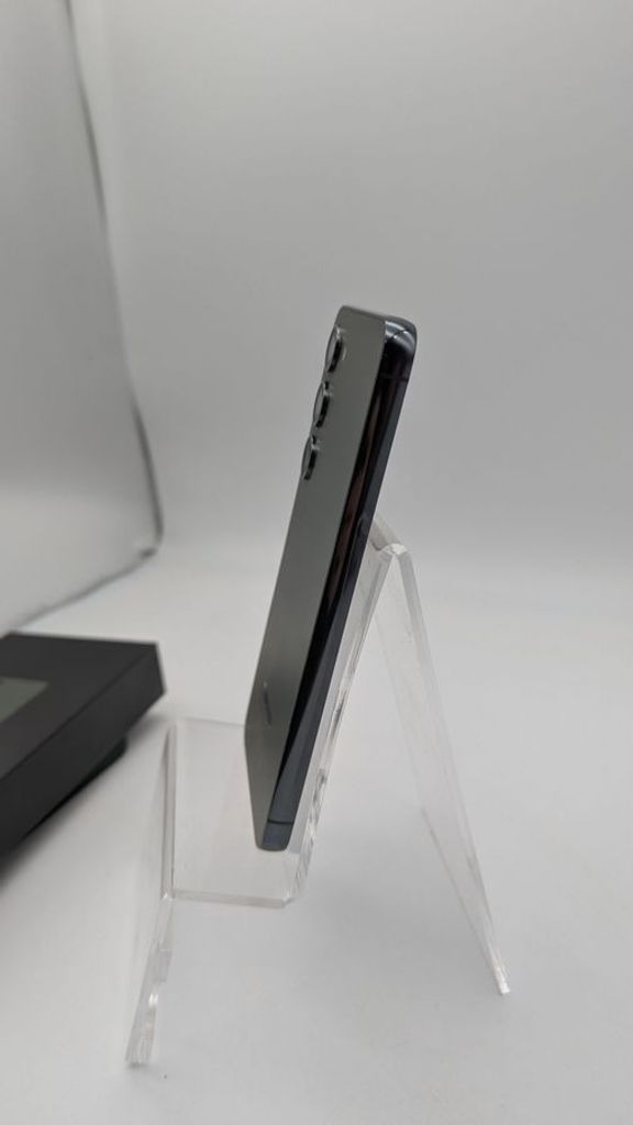 Розпродаж Samsung galaxy s23 8/256gb, продавець Техноскарб