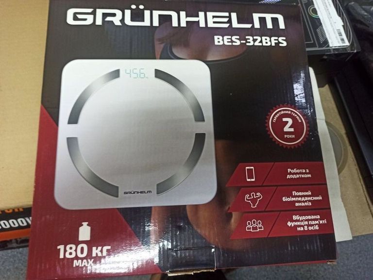 Купити Grunhelm BES-32BFS Б/У