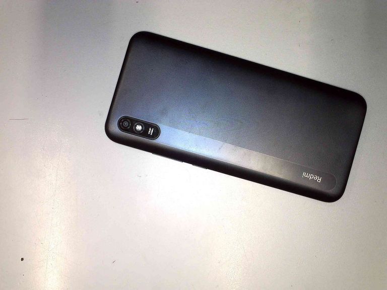 Дешево Xiaomi redmi 9a 4/64gb з ломбарду