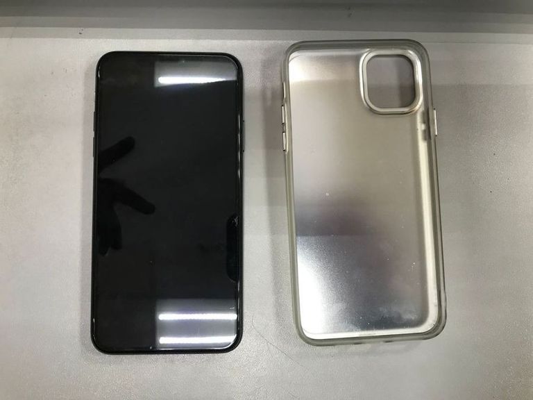 Купити Apple iphone 11 pro max 64gb Б/У