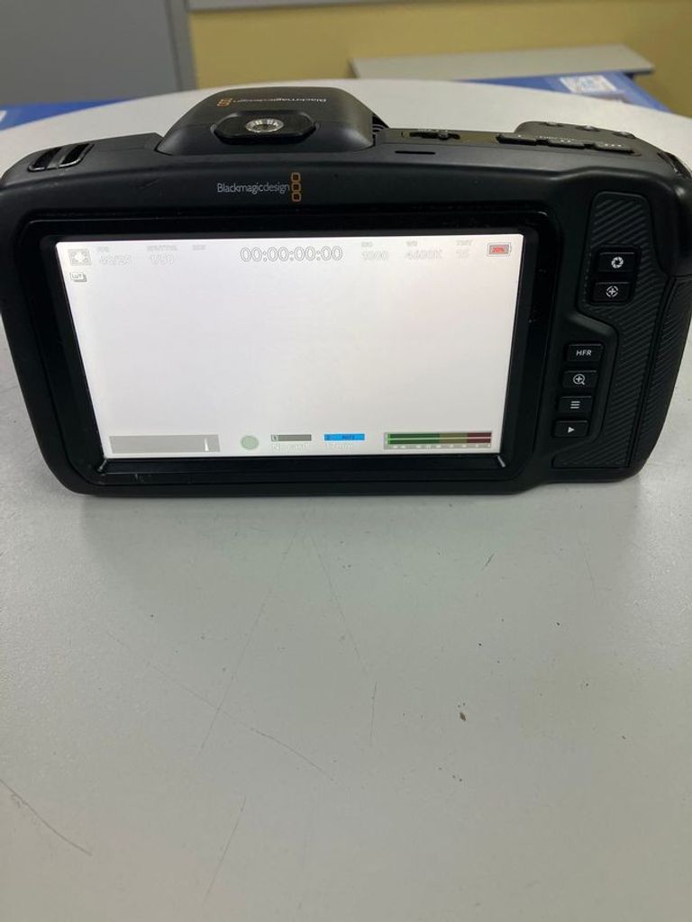 Купити Blackmagic design Pocket Cinema Camera 6K Pro (CINECAMPOCHDEF06P) Б/У