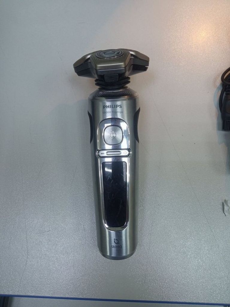 Дешево Philips norelco s9000 prestige sp9841 з ломбарду