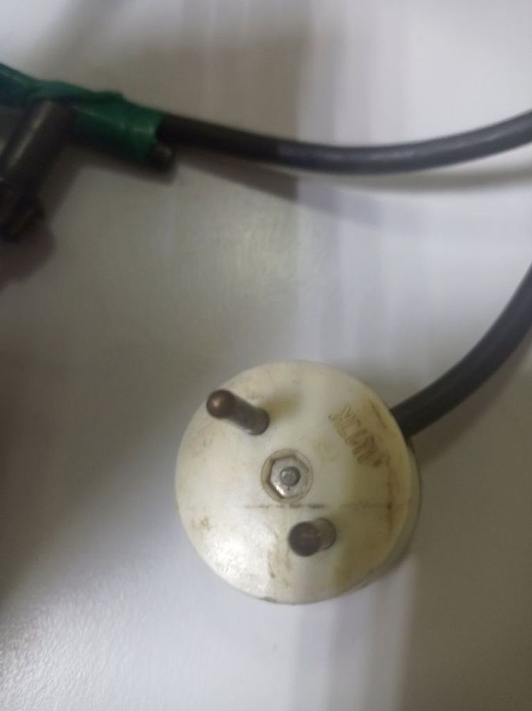 Розпродаж Black&Decker kd 350 re, продавець Техноскарб