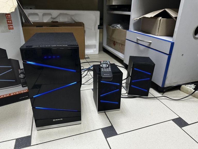 Купити Real-El m-410 Б/У