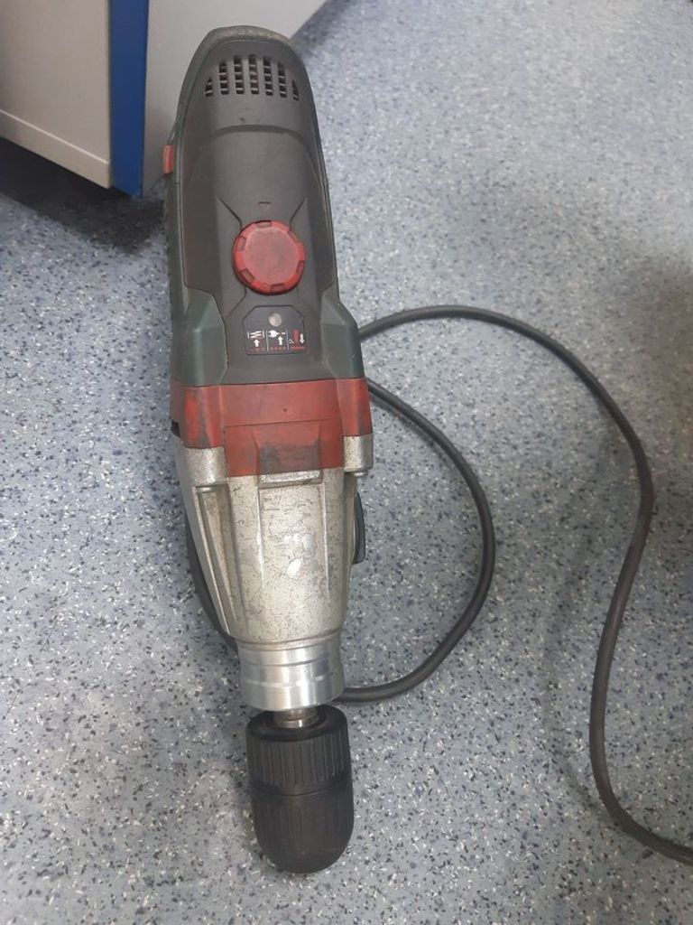 Розпродаж Metabo bev 1300-2, продавець Техноскарб