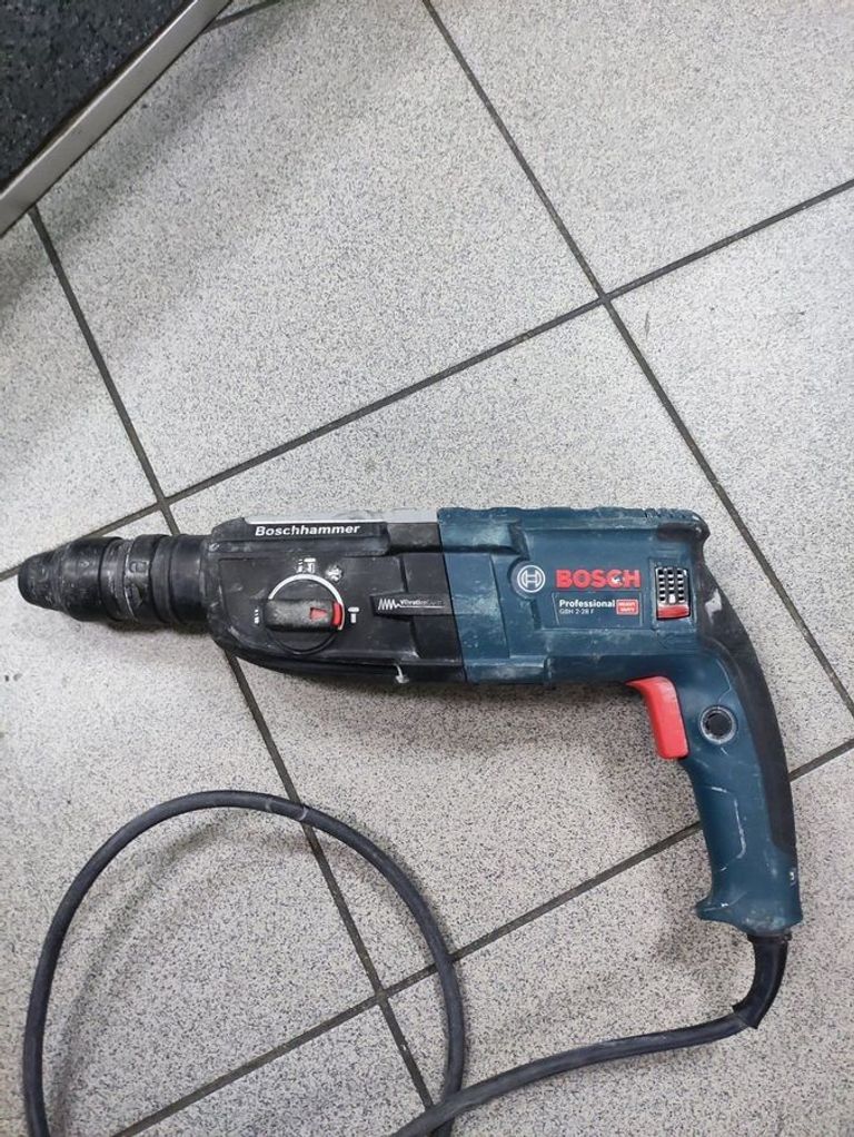Оголошення Bosch gbh 2-28 f Б/У