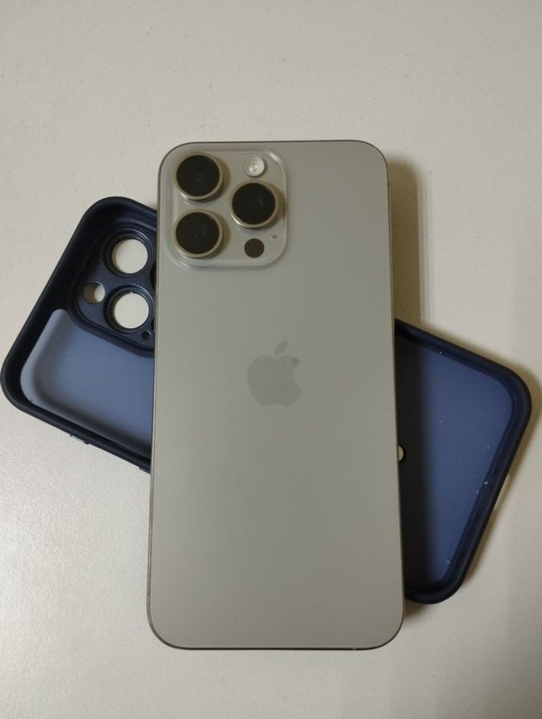 Дешиво Apple iphone 15 pro max 256gb с ломбарда