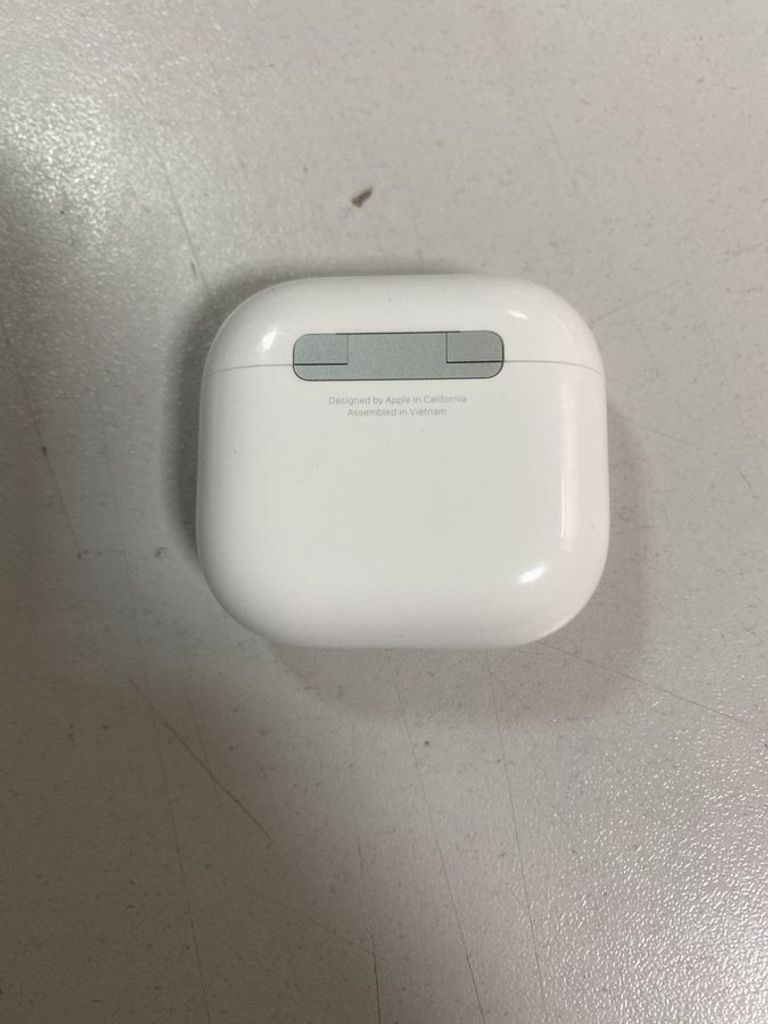 Дешиво Apple airpods 4 с ломбарда