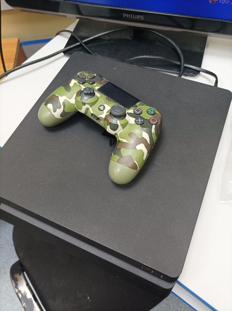 Объявление Sony PlayStation 4 Slim 1TB Black Б/У