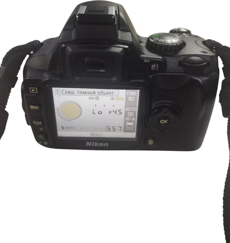 Дешиво Nikon d40 / dx af-s nikkor 18-55mm 1:3.5-5.6g с ломбарда