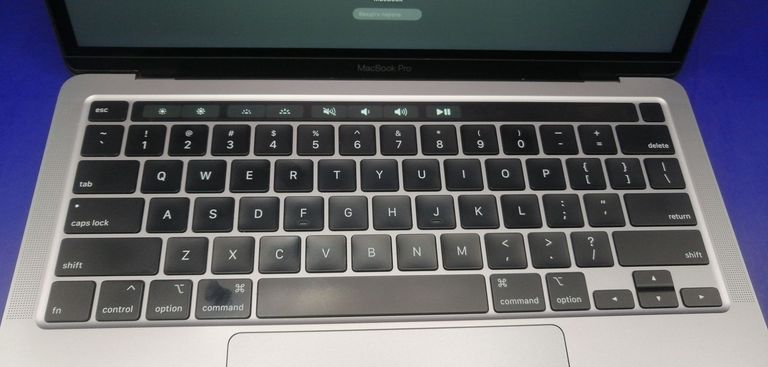 Apple macbook pro a2251 13,3"/ core i5 2,0ghz/ram16gb/ssd500gb/intel iris graphics Код:01-200915036. Изображение 7