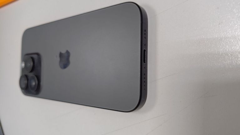 Apple iphone 15 pro 128gb Код:01-200911429. Зображення 5