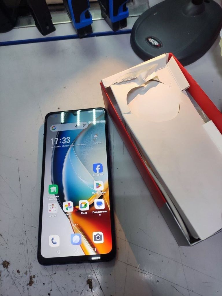 Купити Zte Nubia V70 Max 6/128GB Gray Б/У