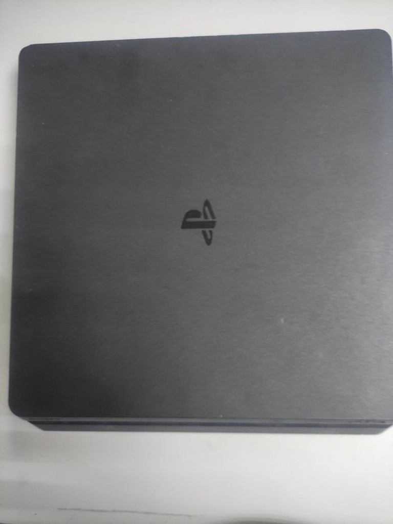 Купить  Sony PlayStation 4 Slim 1TB Black Б/У