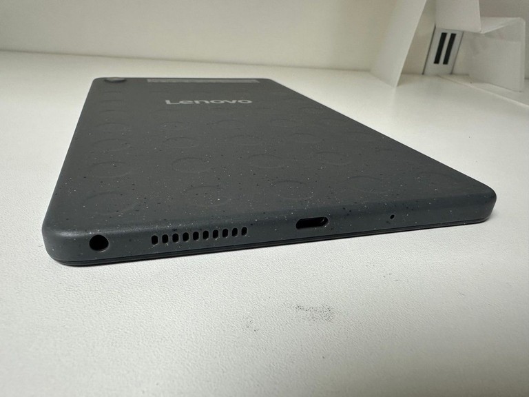 Lenovo Tab One 4/64GB LTE Luna Gray + Clear Case (ZAF10047UA) Код:01-200935768. Зображення 7