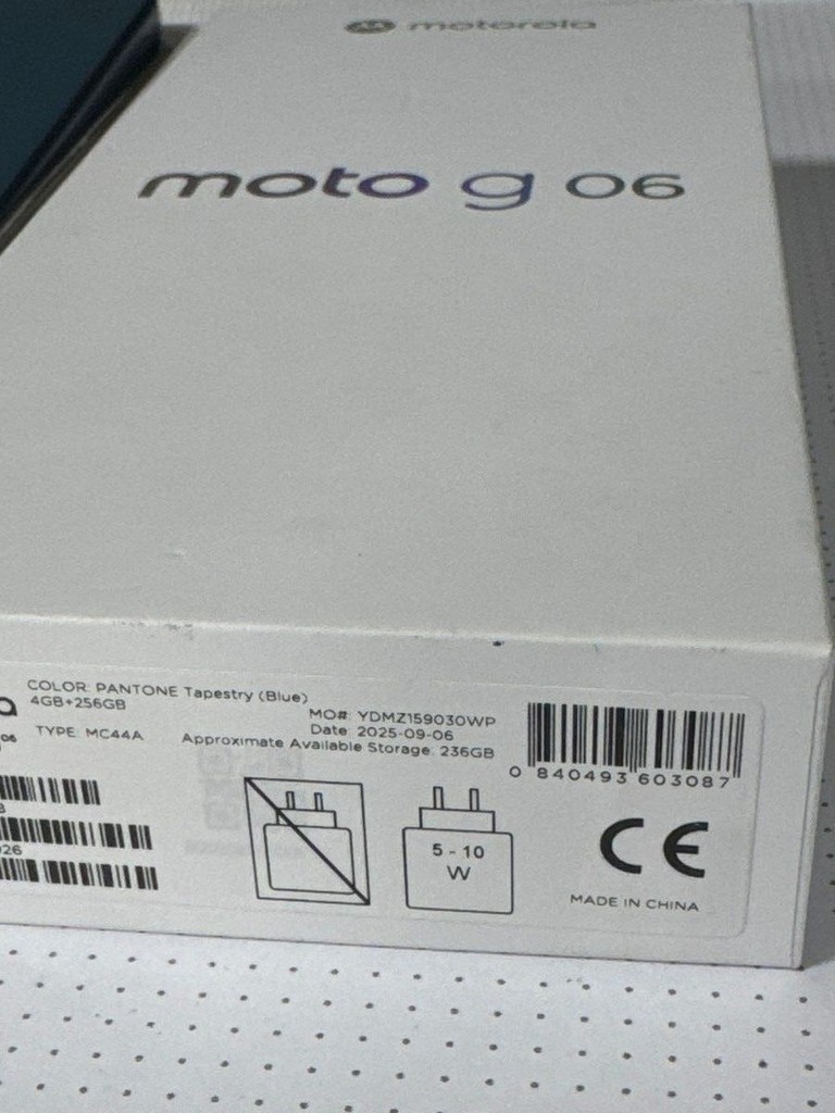 Дешево Motorola moto g06 4g 4/256gb з ломбарду