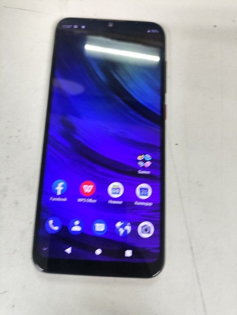 Купити ZTE Blade A7 2019 2/32GB Blue Б/У