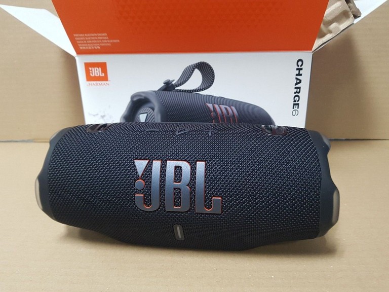 Купити JBL Charge 6 Black Б/У