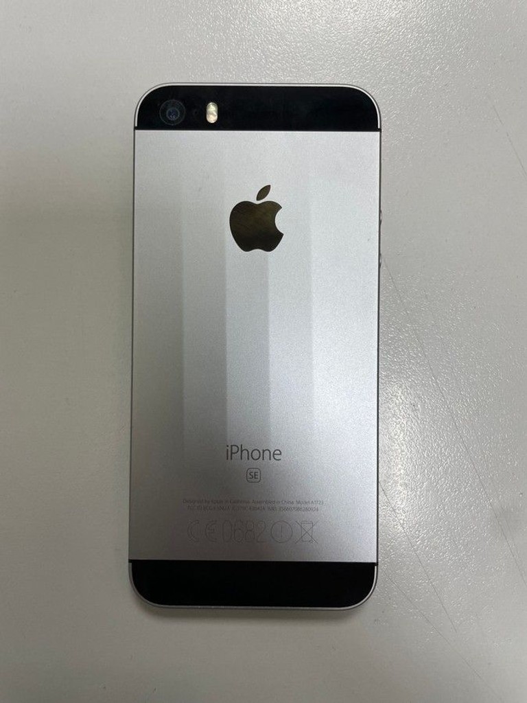 Купити Apple iphone se 1 32gb Б/У