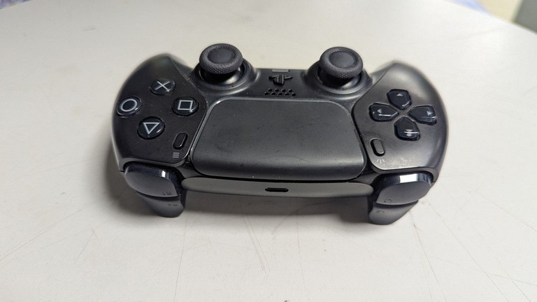 Оголошення Sony DualSense Black Б/У