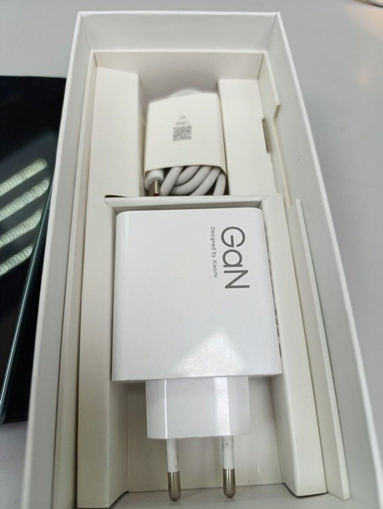 Оголошення Xiaomi 13t pro 12/512gb Б/У