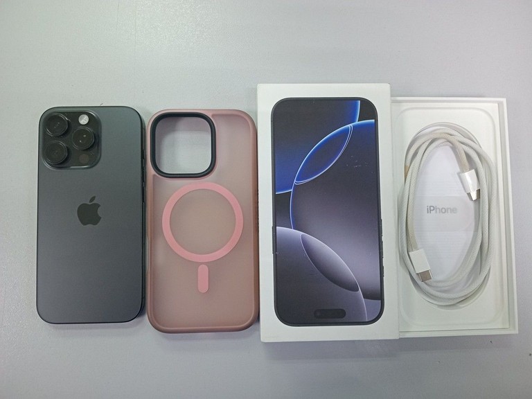 Apple iphone 16 pro 256gb Код:01-200988898. Зображення 5