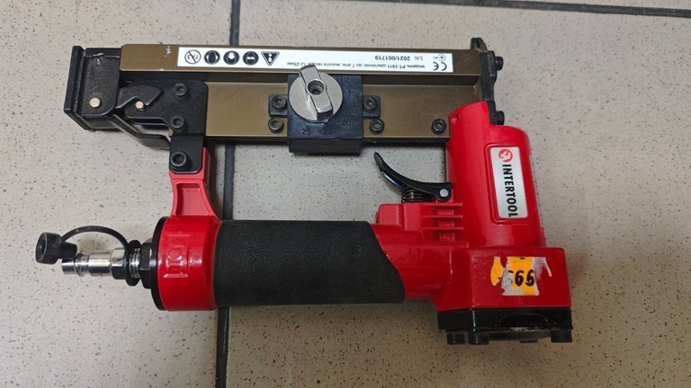 Дешево Intertool PT-1611 з ломбарду