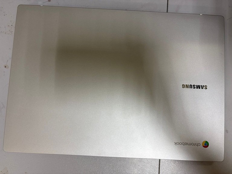 Распродажа Samsung 14/celeron n4500 ddr4/4gb ddr4/hdd *відсутній/ssd 32 gb/*інтегрована, продавец Техноскарб
