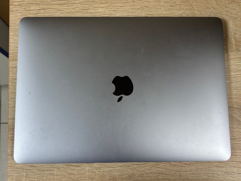 Объявление Apple macbook air 13" 2020 a2179 core i3 1,1ghz/ram8gb/ssd256gb/intel iris plus graphics Б/У