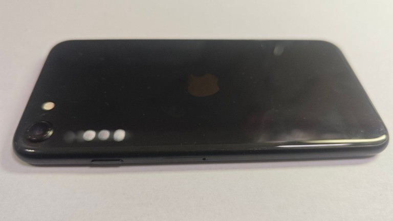 Apple iPhone SE 2020 64GB Black Slim Box (MHGP3) Код:01-201035851. Зображення 9