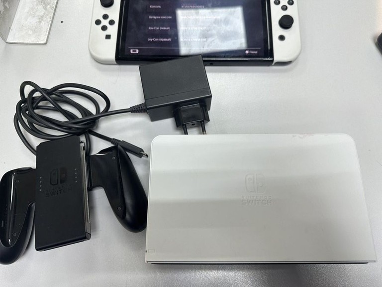 Дешево Nintendo switch oled з ломбарду