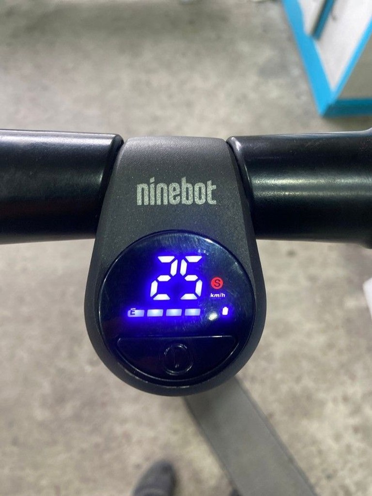 Ninebot kickscooter es2 Код:01-201026565. Зображення 5