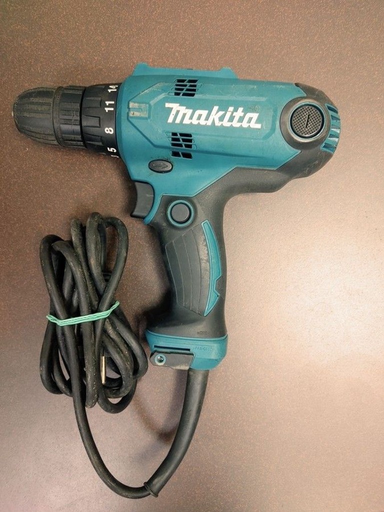 Купити Makita DF0300 Б/У