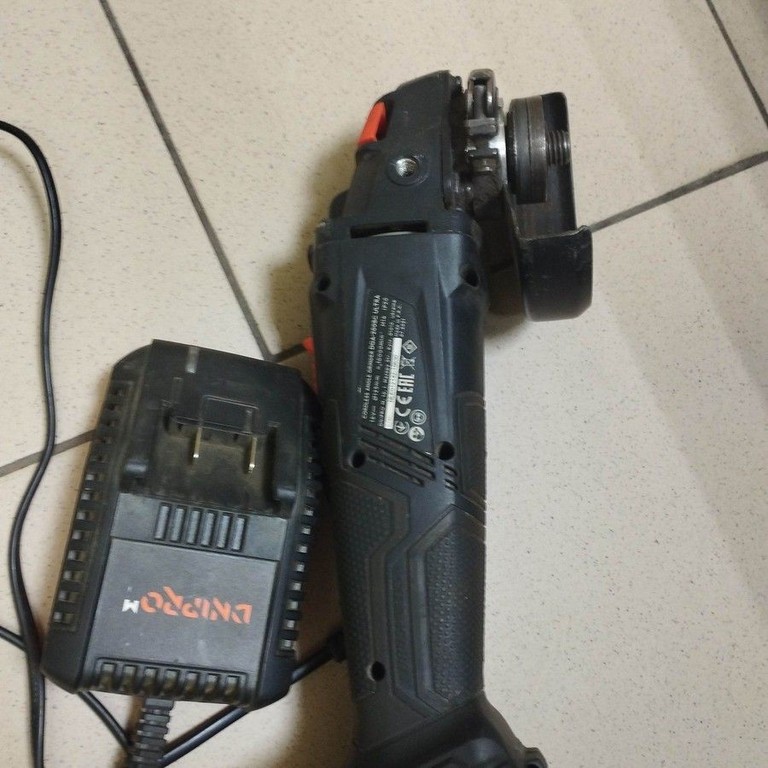 Дешево Dnipro-M dga-200bc ultra 1акб 4ah зп з ломбарду