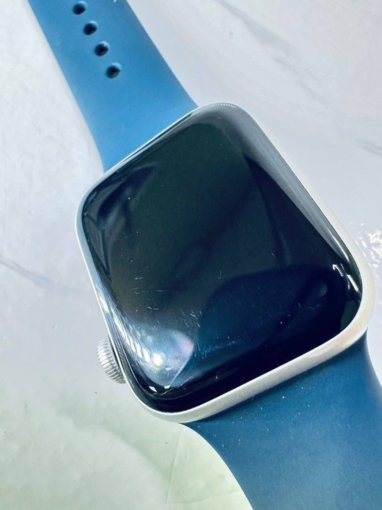 Apple watch se 2 gps 40mm aluminium case Код:01-201098536. Зображення 6