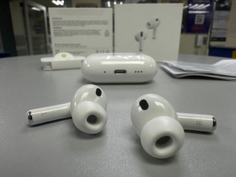 Распродажа AirPods Pro 3, продавец Техноскарб