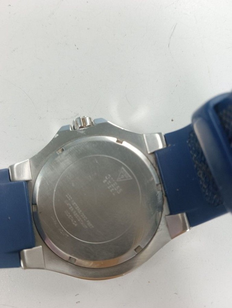 Розпродаж Guess W0674G4, продавець Техноскарб