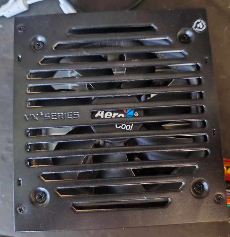 Оголошення AeroCool VX PLUS 600 Б/У