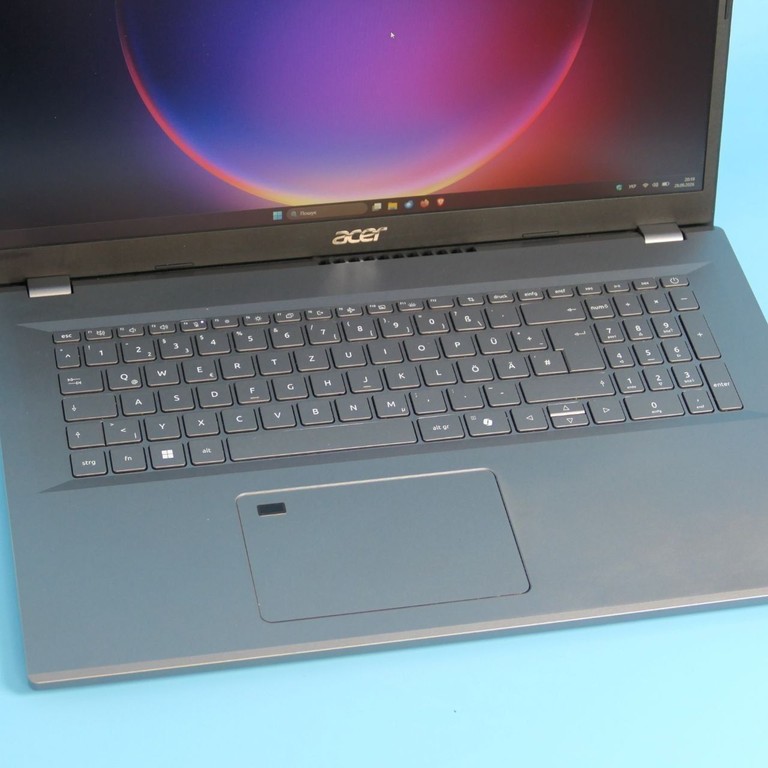 Дешево Acer Aspire 17 (17.3" Full HD IPS / Intel Core 5 / 16GB DDR5 / 512GB SSD) з ломбарду