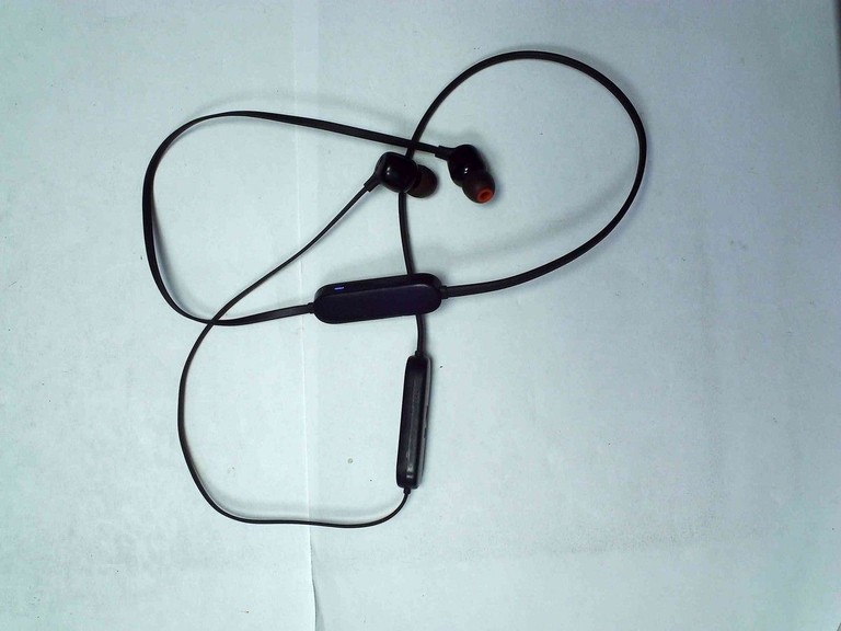 Розпродаж Jbl tune 125bt, продавець Техноскарб
