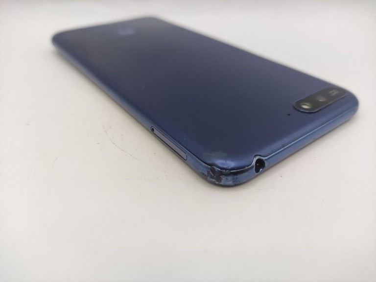 Huawei y6 2018 2/16gb Код:01-201154746. Зображення 5
