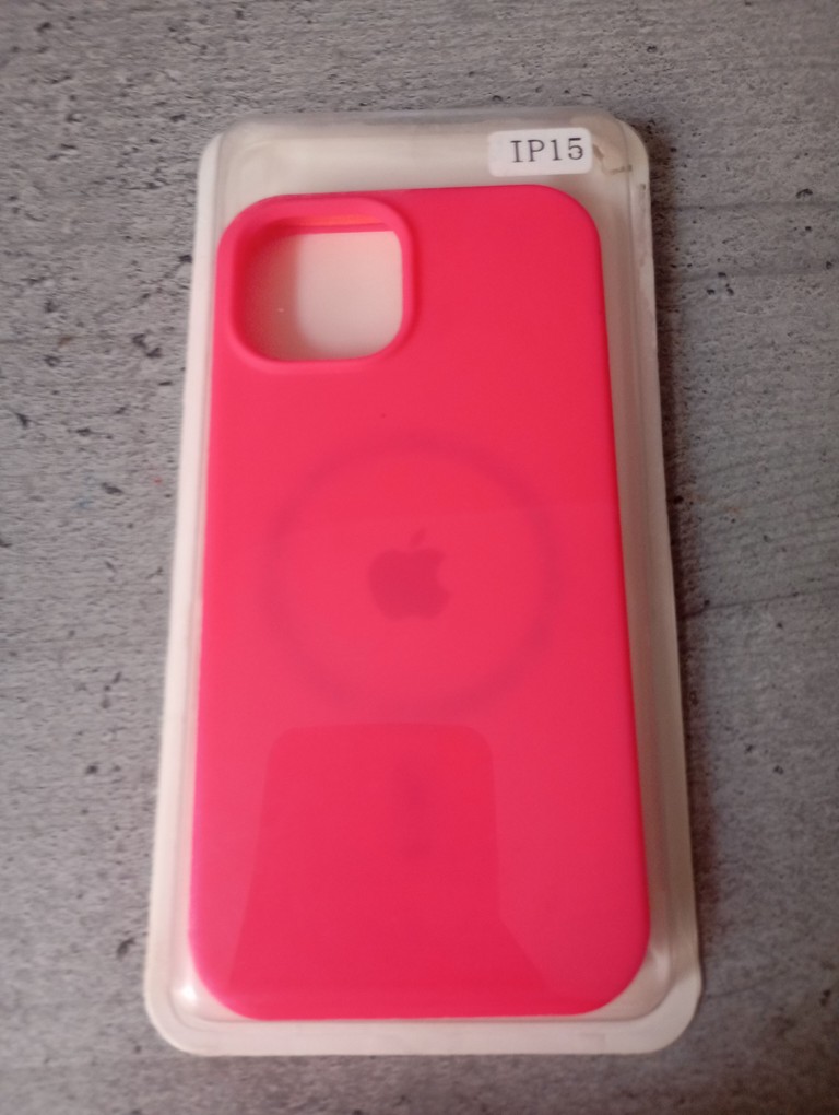 Купити IPhone 15 Б/У
