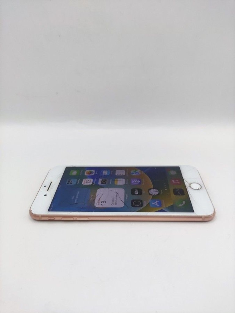 Apple iphone 8 plus 256gb Код:01-201159671. Зображення 8