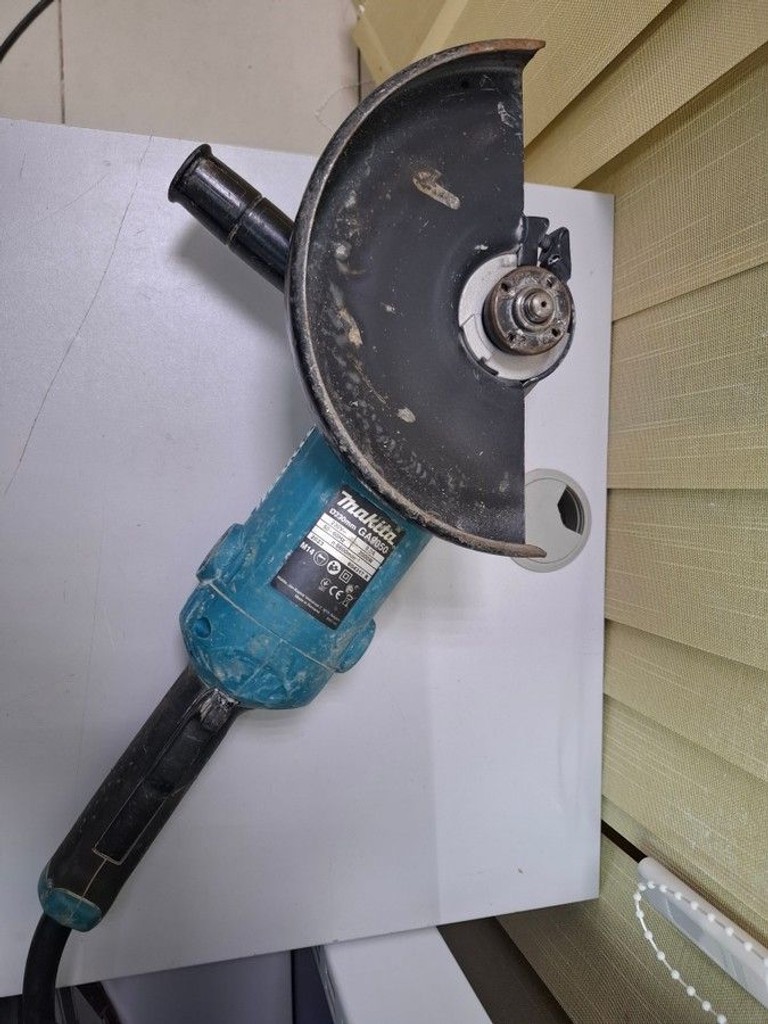 Дешиво Makita GA9050 с ломбарда